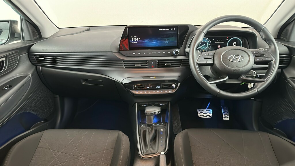 Hyundai Bayon Se Connect Red #13