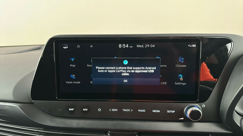 Hyundai Bayon Se Connect Red #25