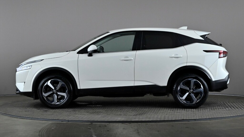 Nissan Qashqai 1.3 Dig-t Mh N-connecta White #3