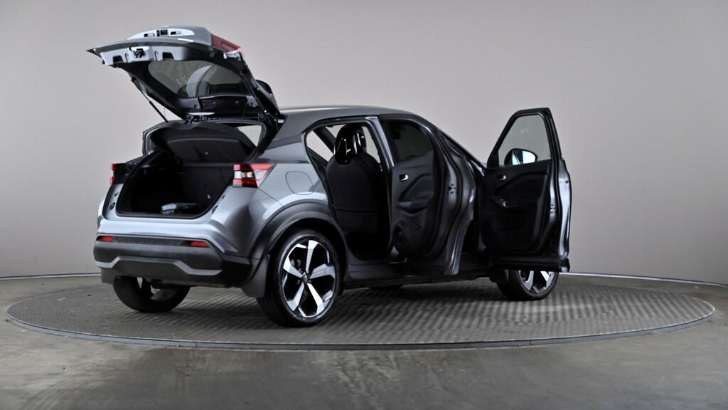 Nissan Juke N-connecta Black #12