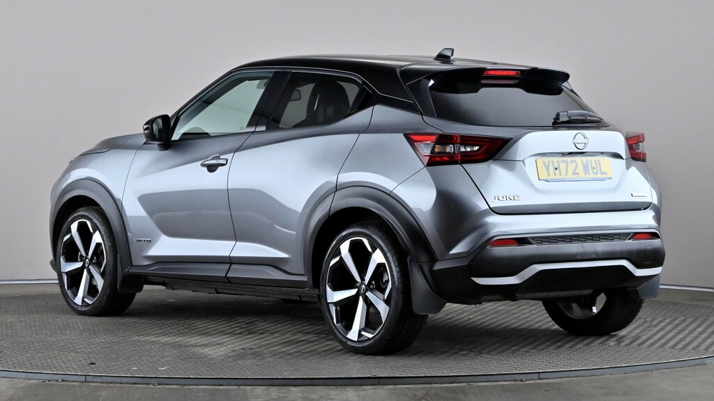 Nissan Juke N-connecta Black #4
