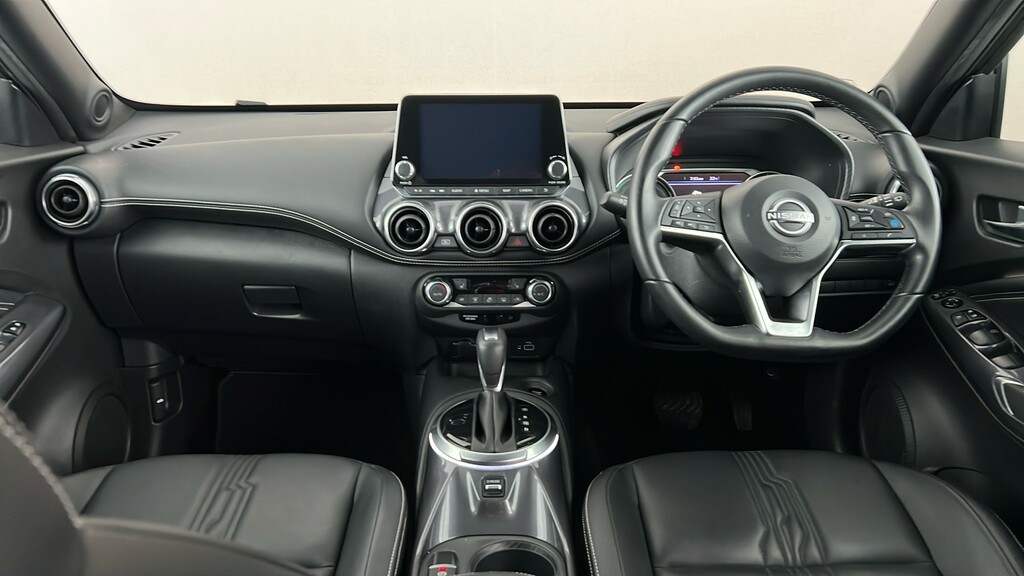 Nissan Juke N-connecta Black #13