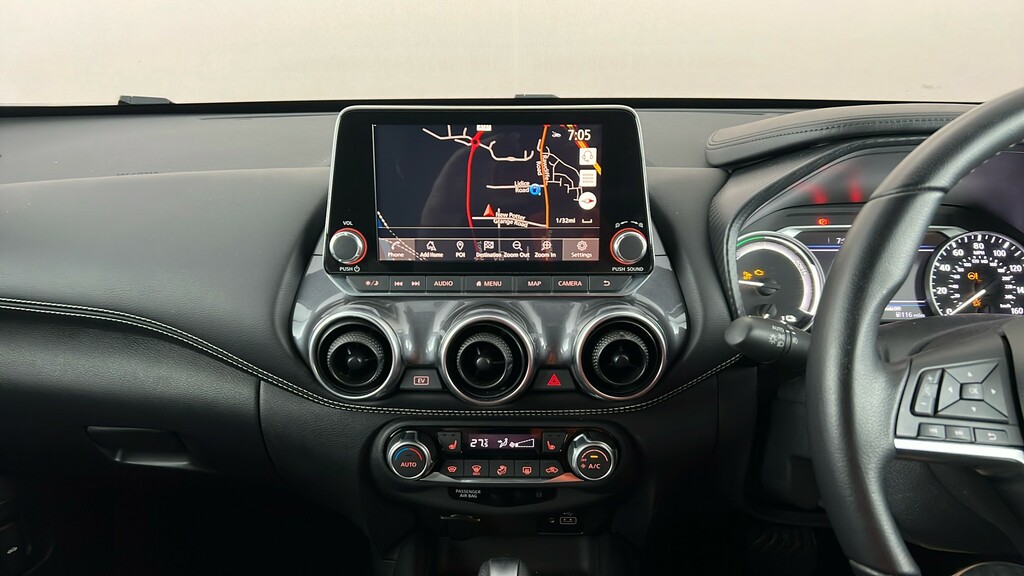 Nissan Juke N-connecta Black #16