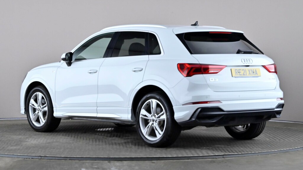 Audi Q3 35 Tfsi S Line S Tronic Comfortsound Pack White #4