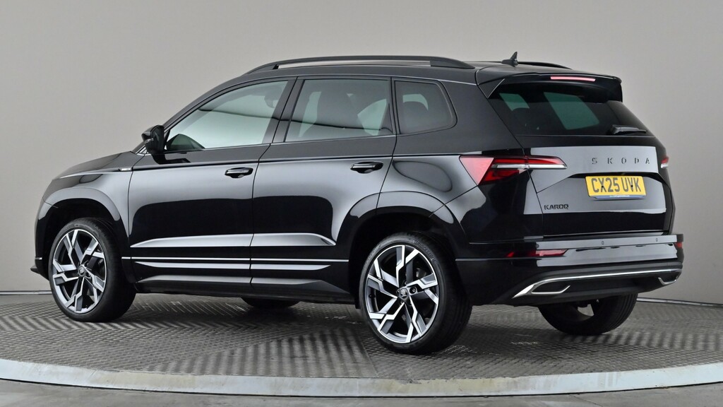 Skoda Karoq 1.5 Tsi Sportline Edition Dsg Black #4