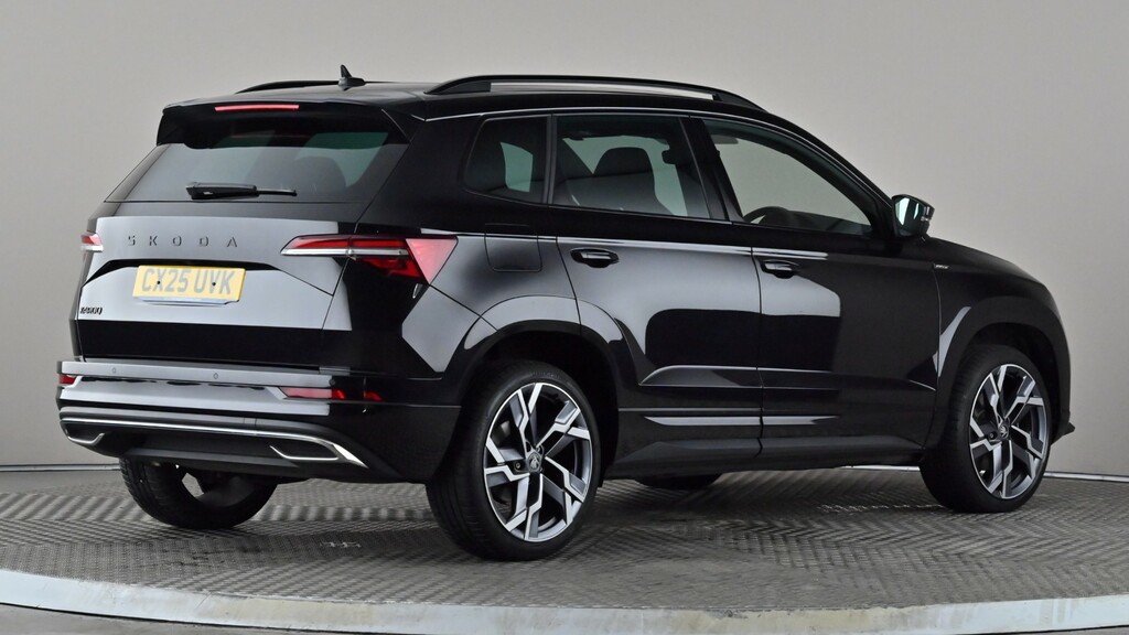 Skoda Karoq 1.5 Tsi Sportline Edition Dsg Black #6