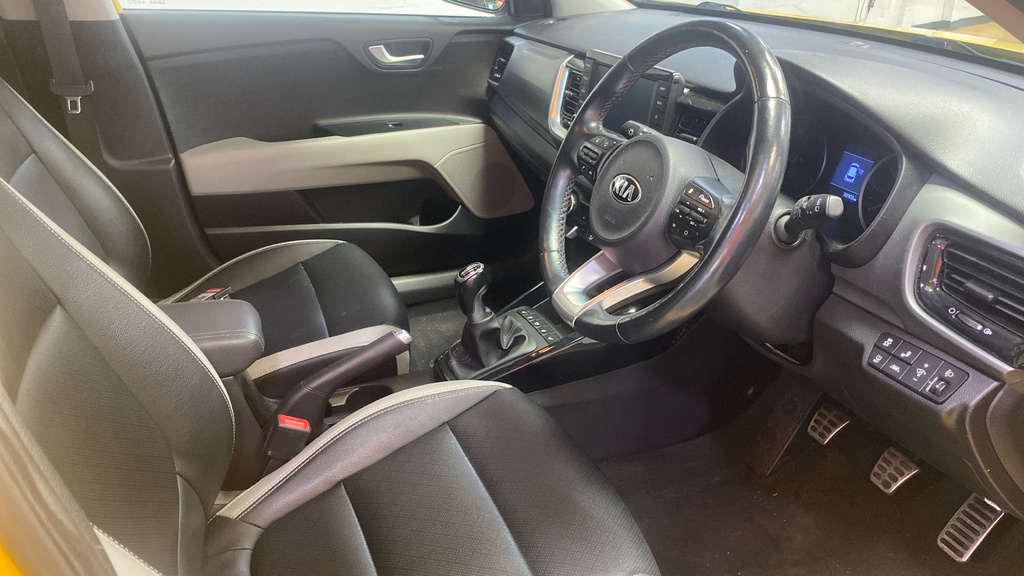 Kia Stonic 1.0T Gdi 4 Yellow #4