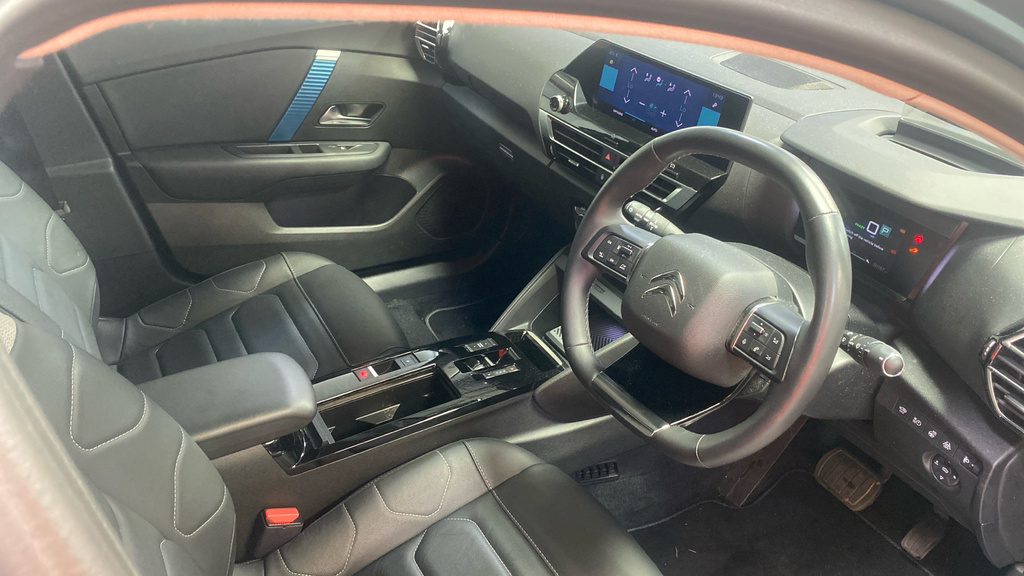 Citroen e-C4 100Kw Shine Plus 50Kwh Blue #4
