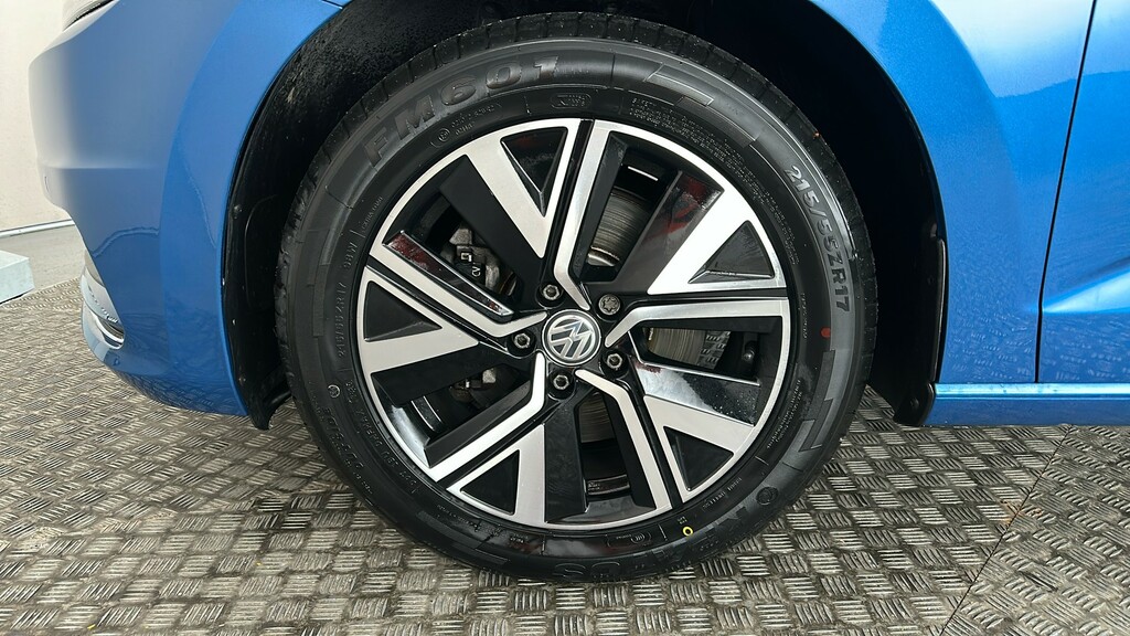 Volkswagen Touran Sel Black #19
