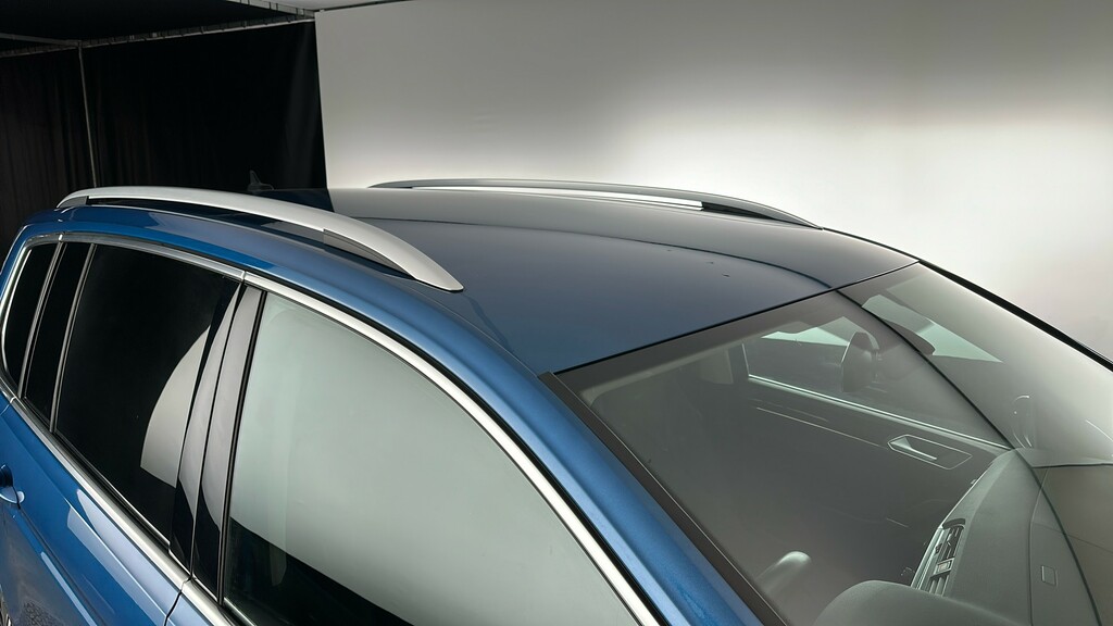 Volkswagen Touran Sel Black #21