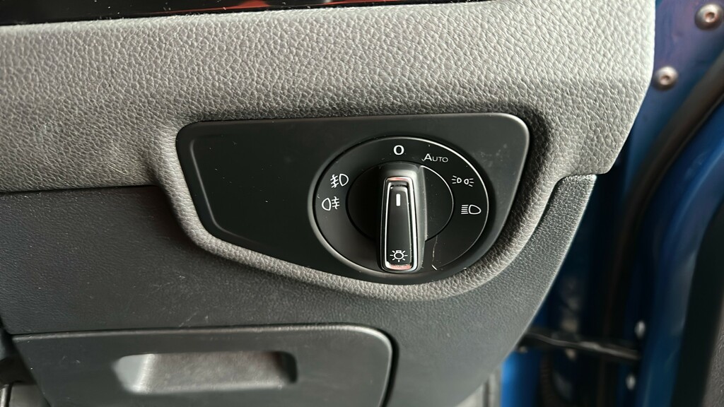 Volkswagen Touran Sel Black #31