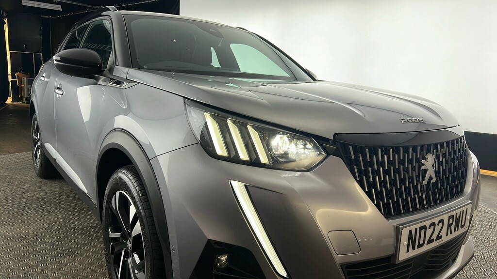 Peugeot 2008 1.2 Puretech 130 Gt White #20