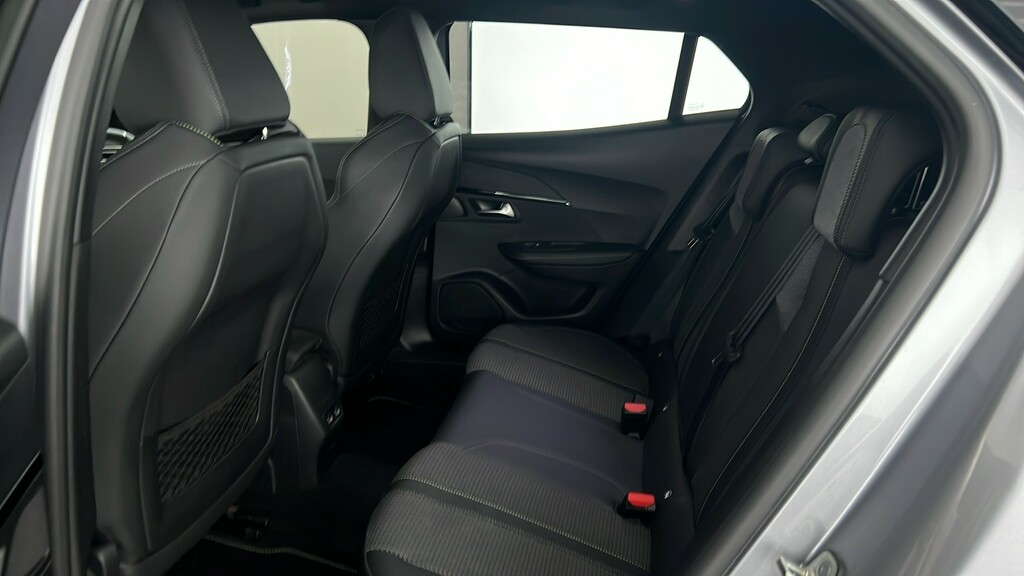 Peugeot 2008 1.2 Puretech 130 Gt White #18