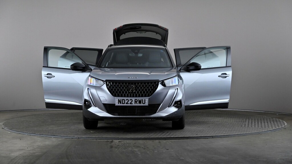 Peugeot 2008 1.2 Puretech 130 Gt White #8