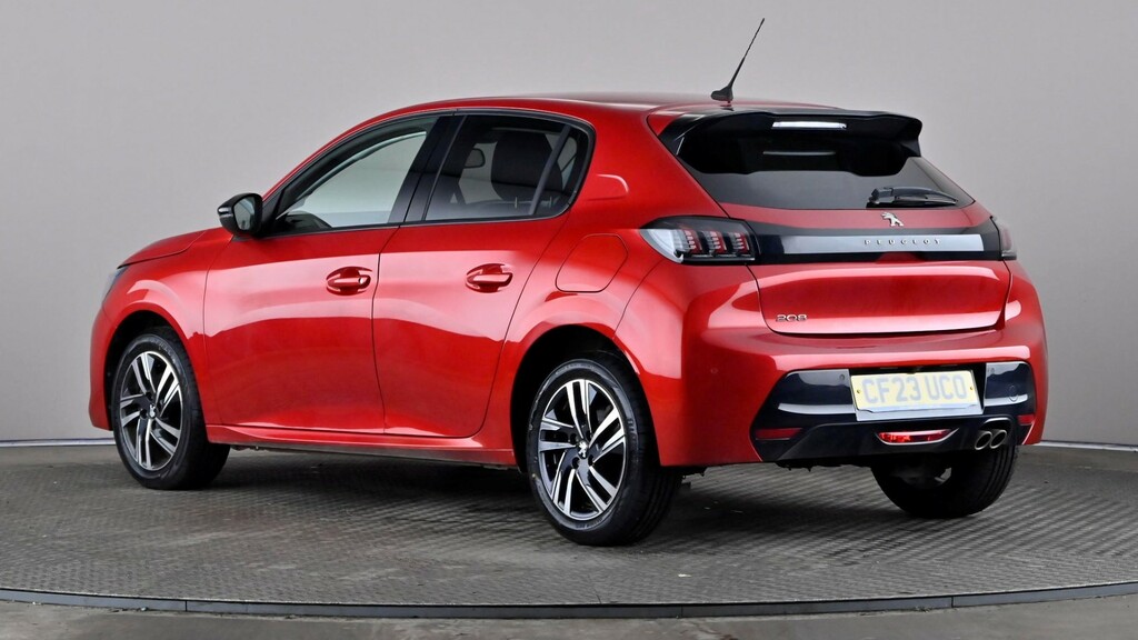 Peugeot 208 1.2 Puretech 130 Allure Premium Eat8 Red #4