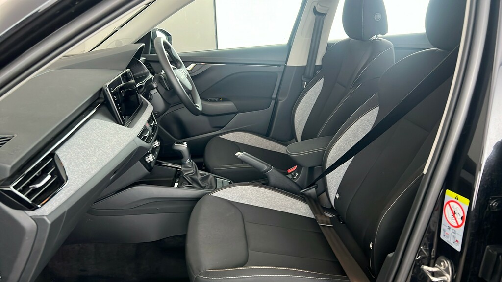 Skoda Kamiq 1.0 Tsi Monte Carlo Edition Dsg Black #17