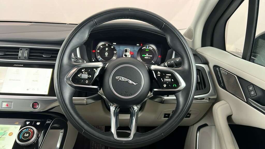 Jaguar I-Pace 294Kw Ev400 Black 90Kwh 11Kw Charger Black #14
