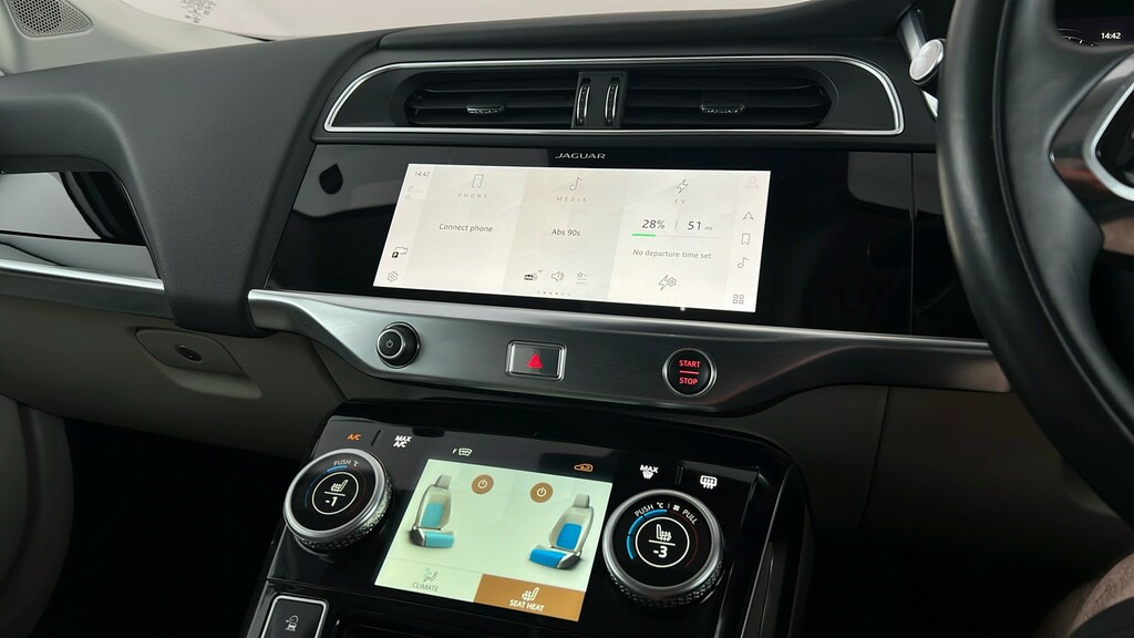 Jaguar I-Pace 294Kw Ev400 Black 90Kwh 11Kw Charger Black #16