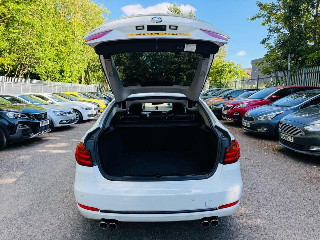 BMW 3 Series Gran Turismo Hatchback 3.0 White #12