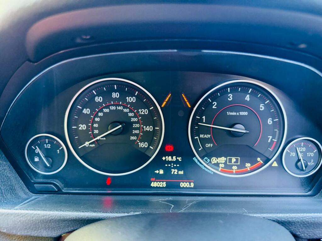 BMW 3 Series Gran Turismo Hatchback 3.0 White #44