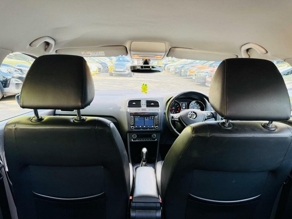 Volkswagen Polo Se Red #19