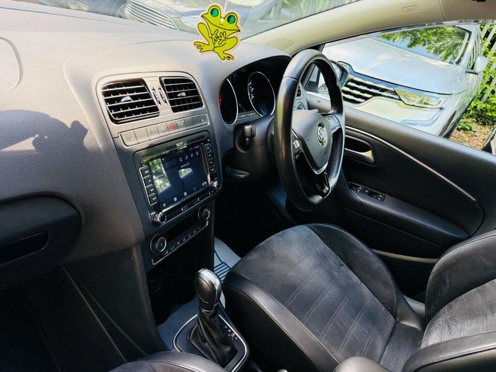 Volkswagen Polo Se Red #31