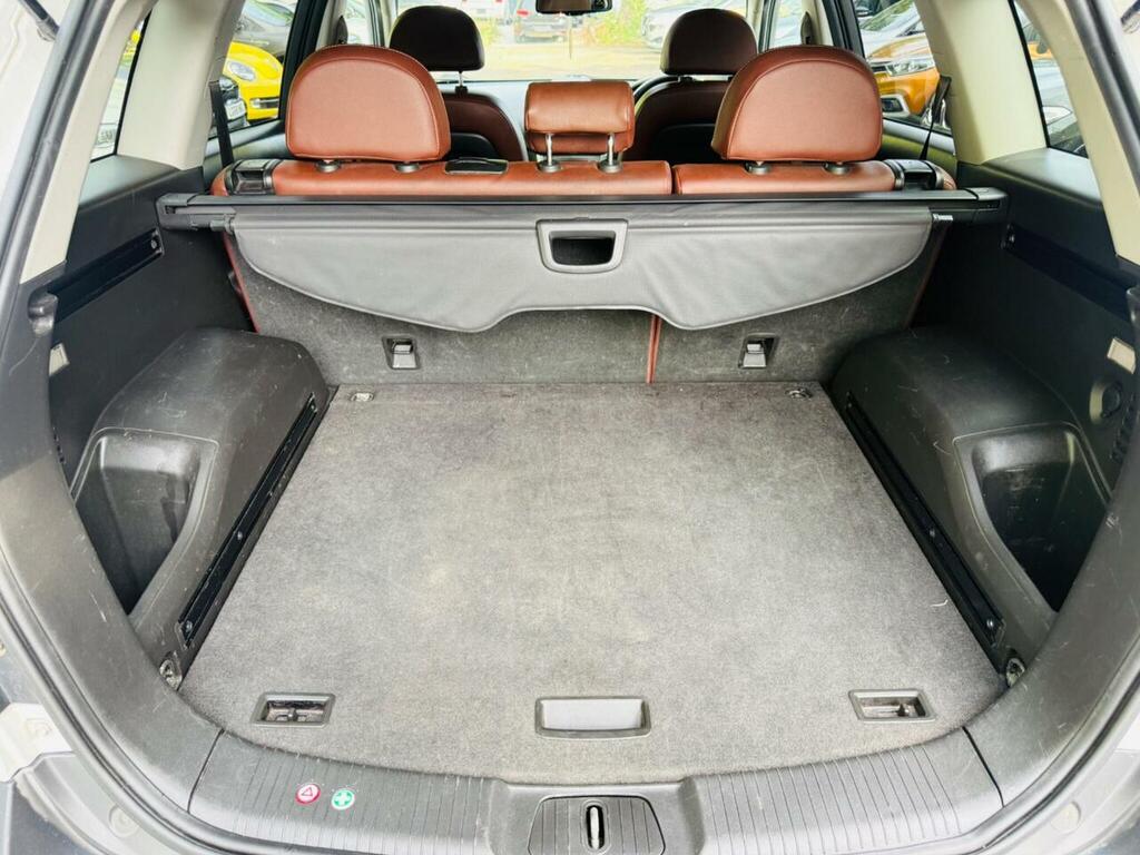 Vauxhall Antara 2.2 Cdti Diamond 2Wd White #17
