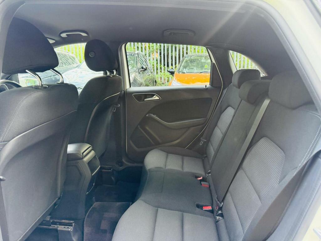 Mercedes-Benz B Class Mpv Art 201515 White #24