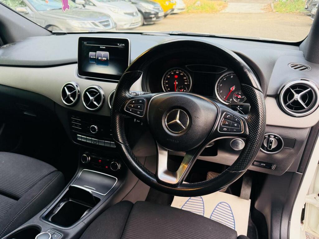 Mercedes-Benz B Class Mpv Art 201515 White #35