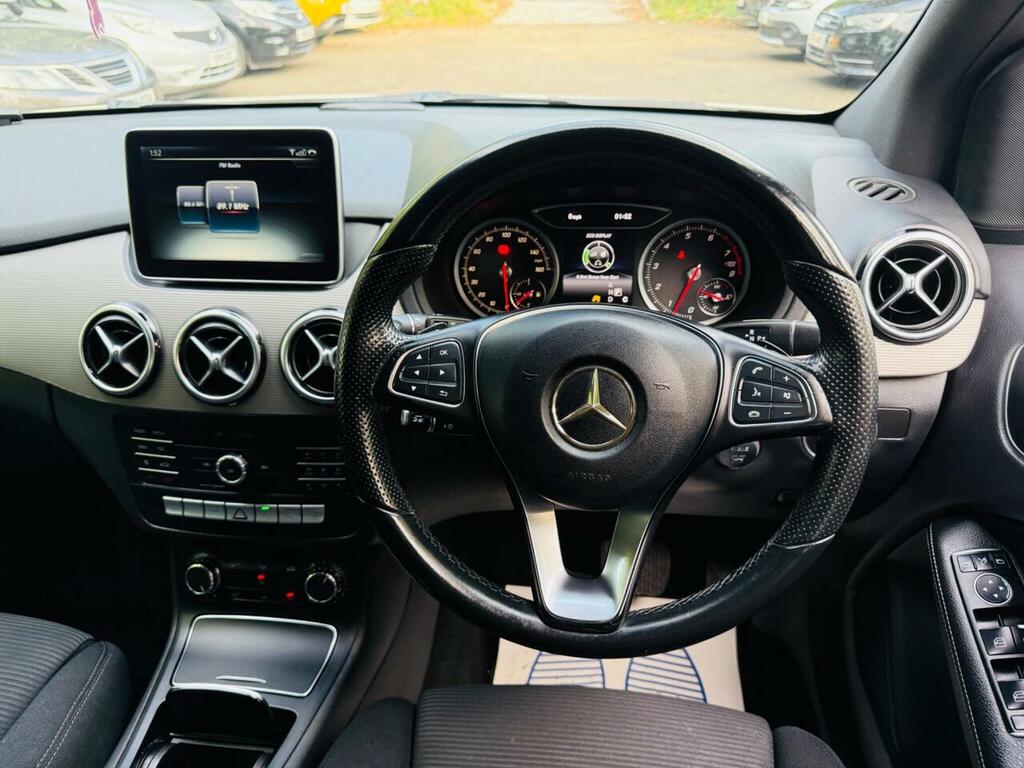 Mercedes-Benz B Class Mpv Art 201515 White #41