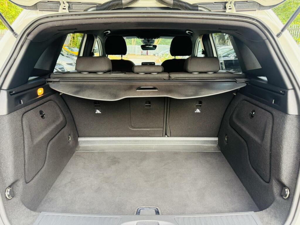 Mercedes-Benz B Class Mpv Art 201515 White #16