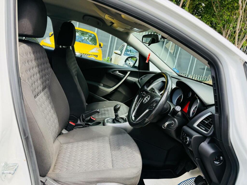 Vauxhall Astra Energyulez Free0523 Mot Red #35
