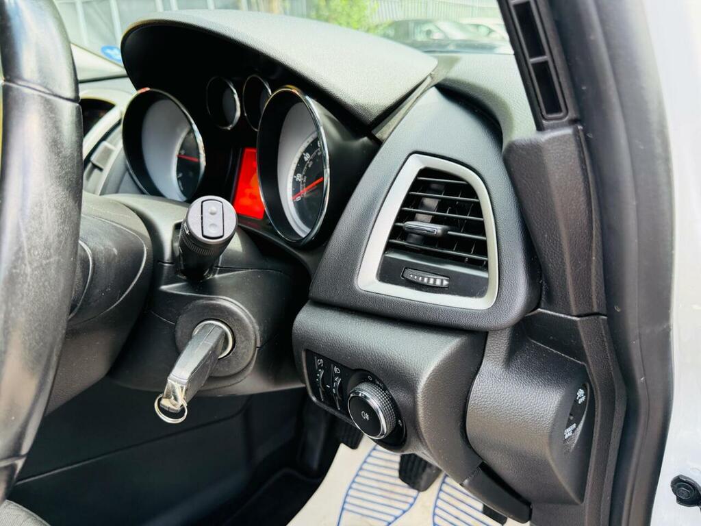 Vauxhall Astra Energyulez Free0523 Mot Red #38