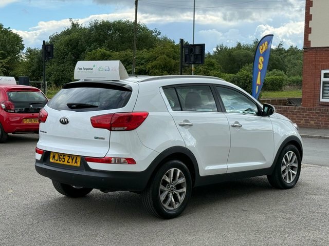 Kia Sportage 1.7 Crdi Ecodynamics 2 Suv 2Wd E WJ65ZYA White #5