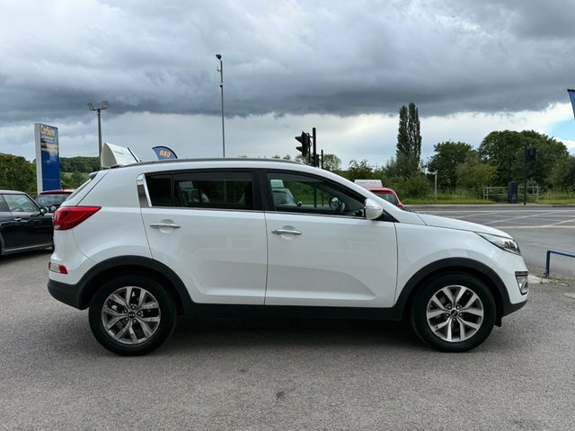 Kia Sportage 1.7 Crdi Ecodynamics 2 Suv 2Wd E WJ65ZYA White #6