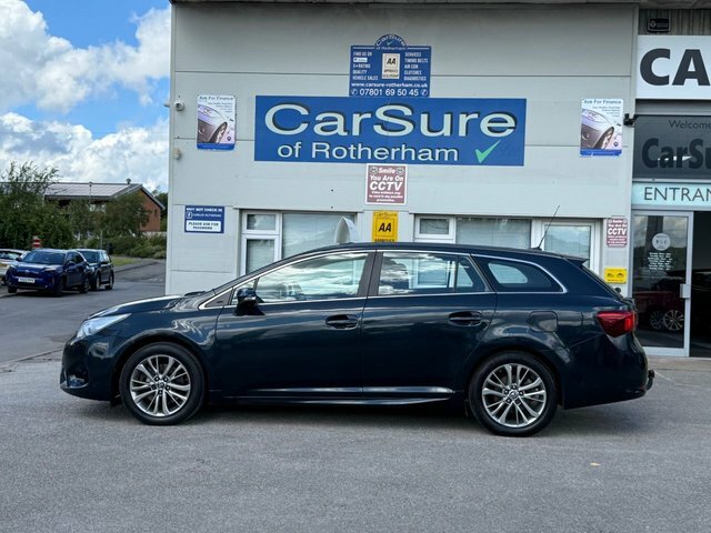 Toyota Avensis 2.0 D-4d Business Edition Touring Sports Diese Grey #2