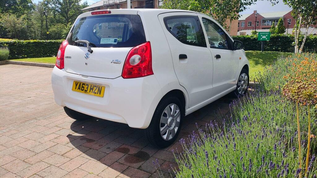 Suzuki Alto Sz White #4