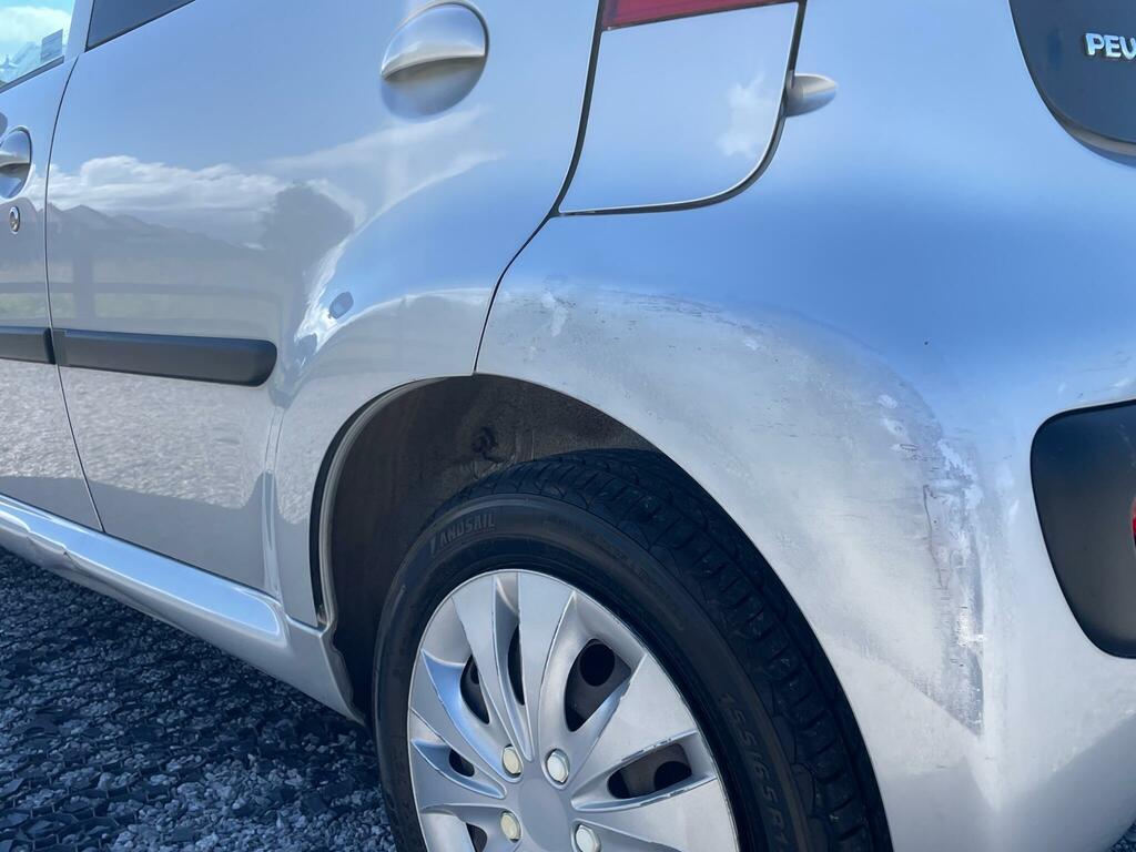 Peugeot 107  Red #26