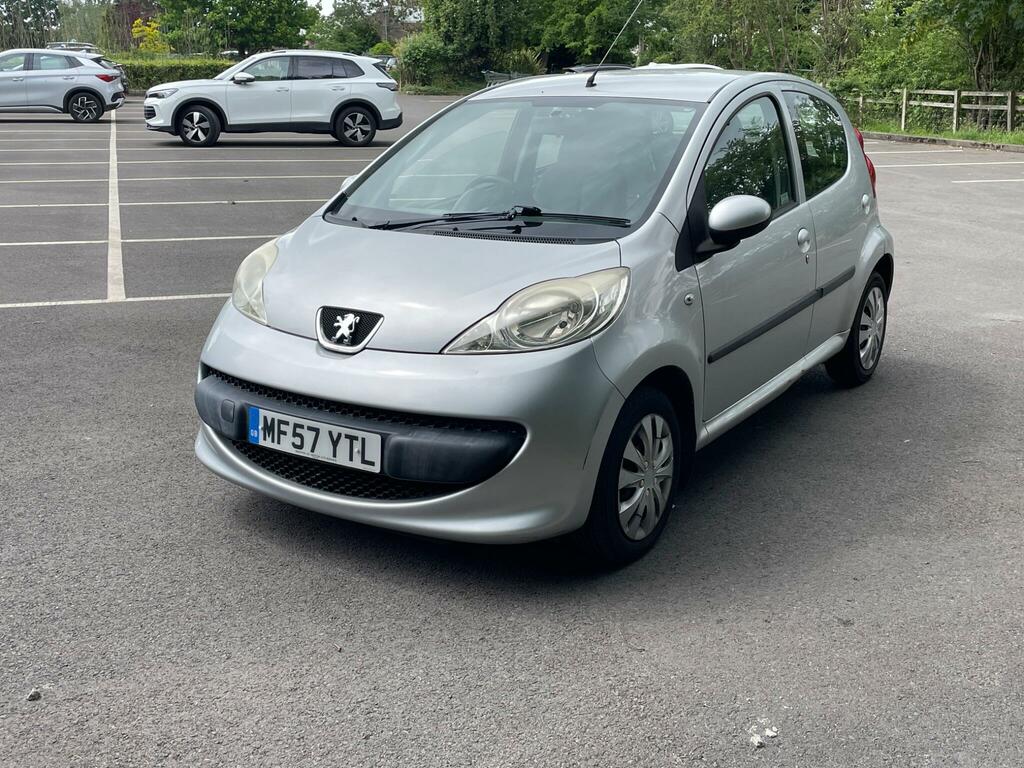 Peugeot 107 Urban Silver #4