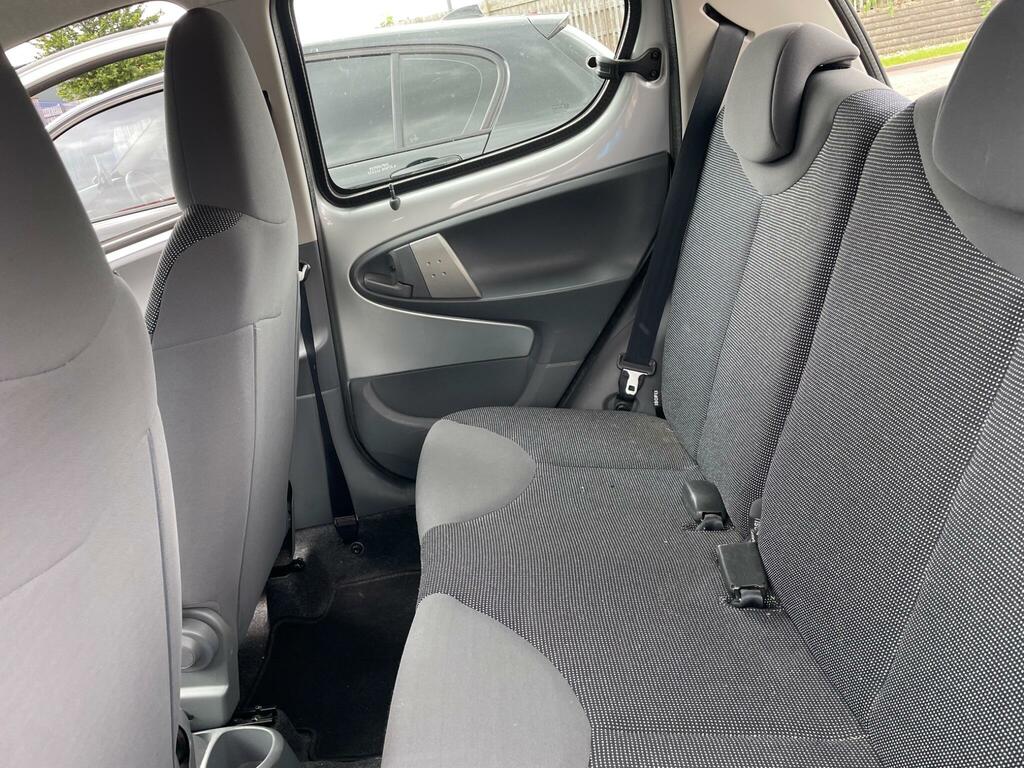 Peugeot 107 Urban Silver #6
