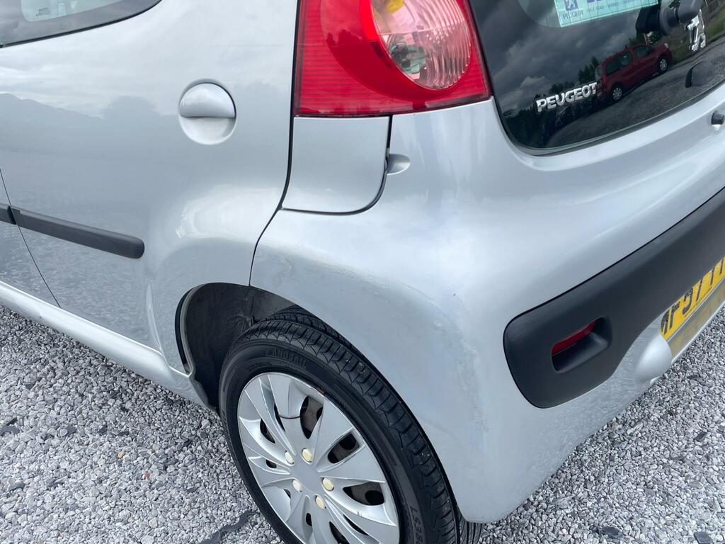 Peugeot 107  Red #24
