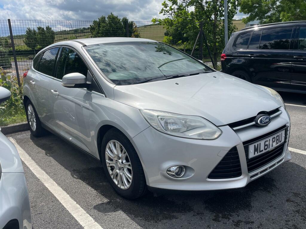 Ford Focus Titanium Silver