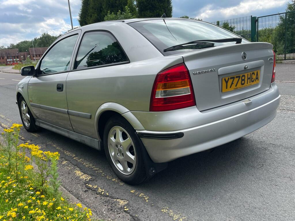 Vauxhall Astra Sxi Silver #5