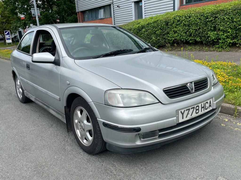 Vauxhall Astra Sxi Silver