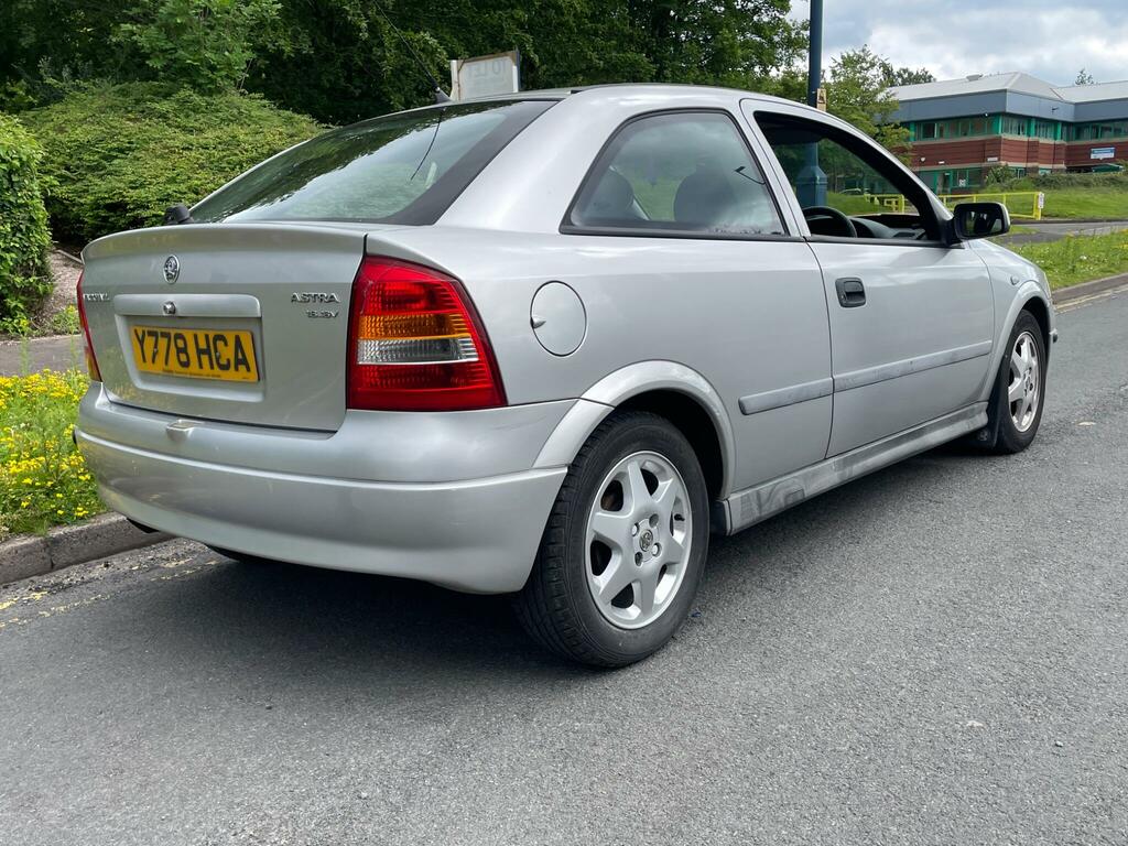 Vauxhall Astra Sxi Silver #6
