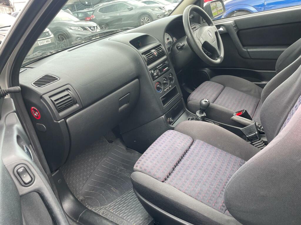 Vauxhall Astra Club 5-Door Grey #7