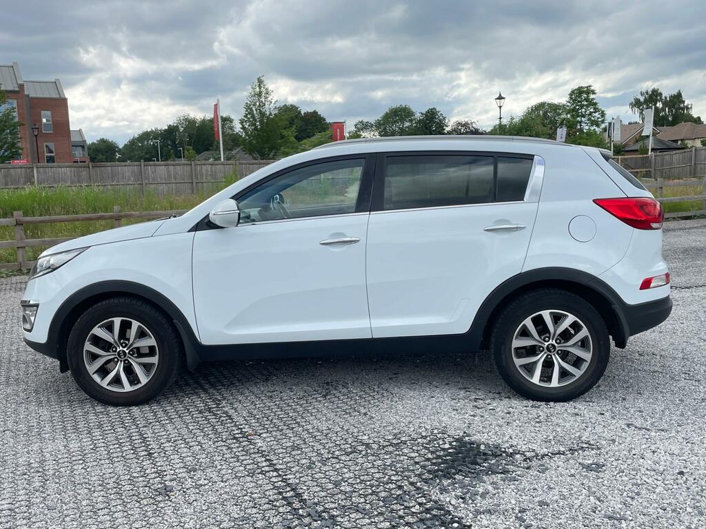 Kia Sportage 2 White #4