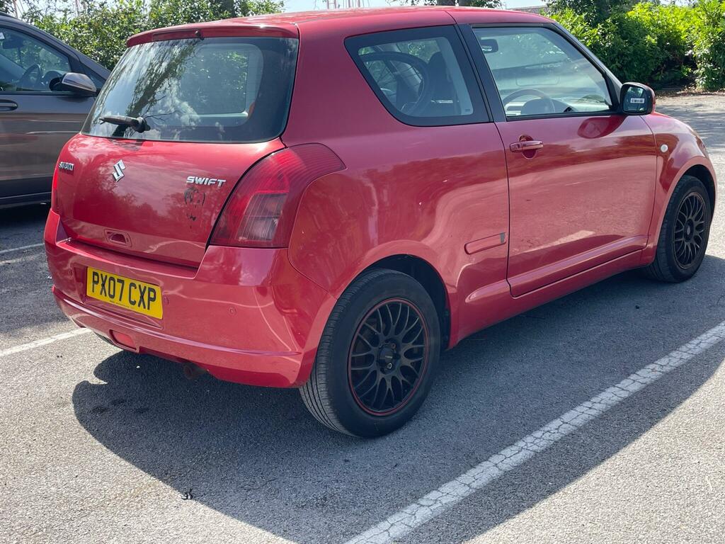 Suzuki Swift Glx Red #3