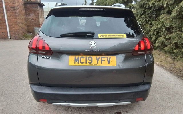 Peugeot 2008 2019 1.2 Puretech Gpf Allure Suv Grey #5
