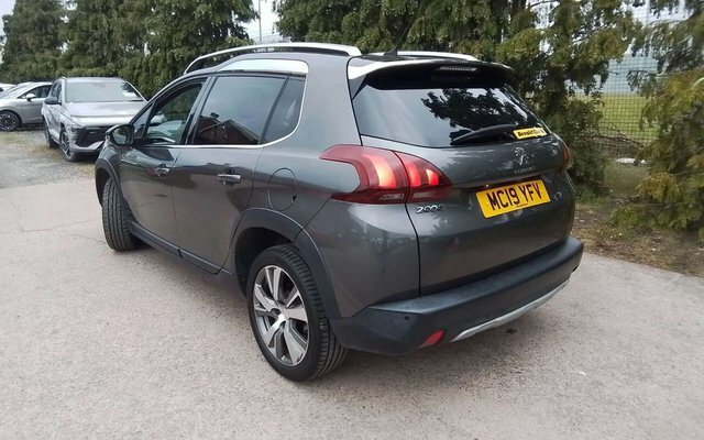 Peugeot 2008 2019 1.2 Puretech Gpf Allure Suv Grey #4